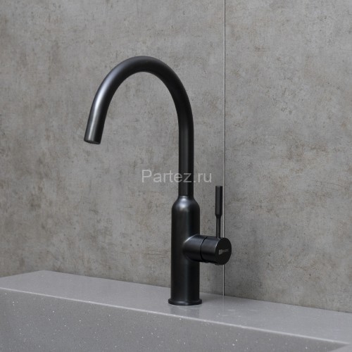 Смеситель Lemark Expert LM5079BL для кухни с поворотным изливом