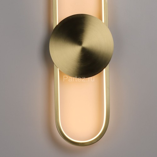 Настенный светильник DeMarkt 632028201