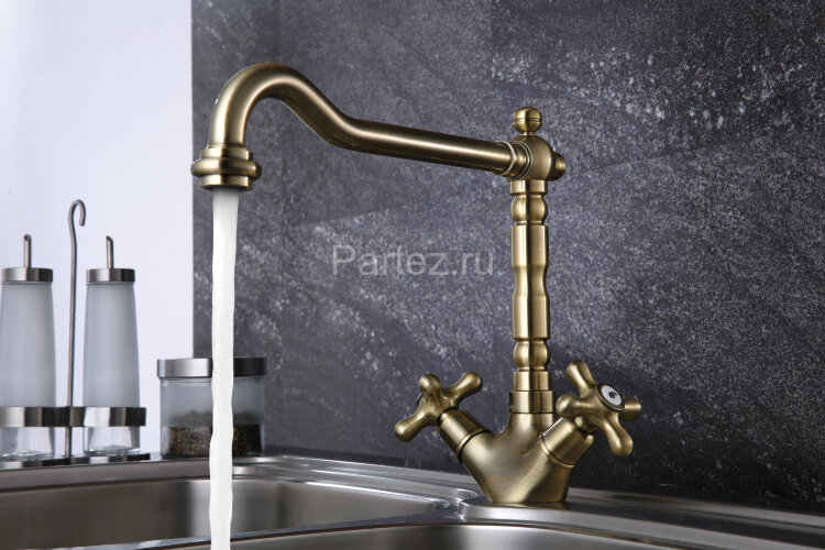 Смеситель Lemark Vintage LM2805B для кухни