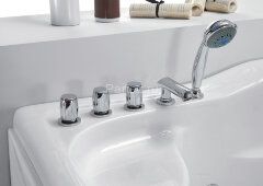 Акриловая ванна Gemy G9083 B R